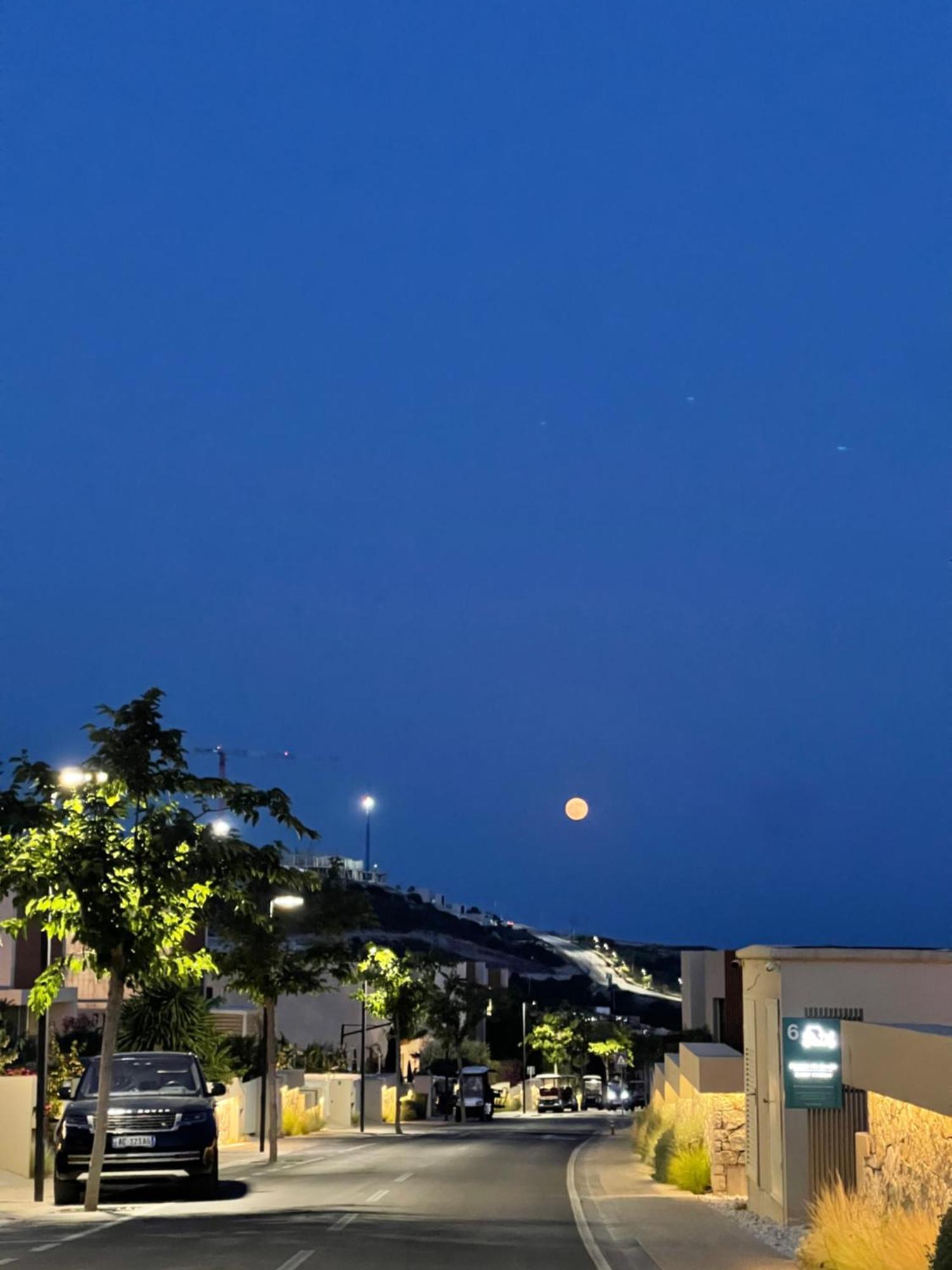 Willa Palase 95, Coast Village Himara